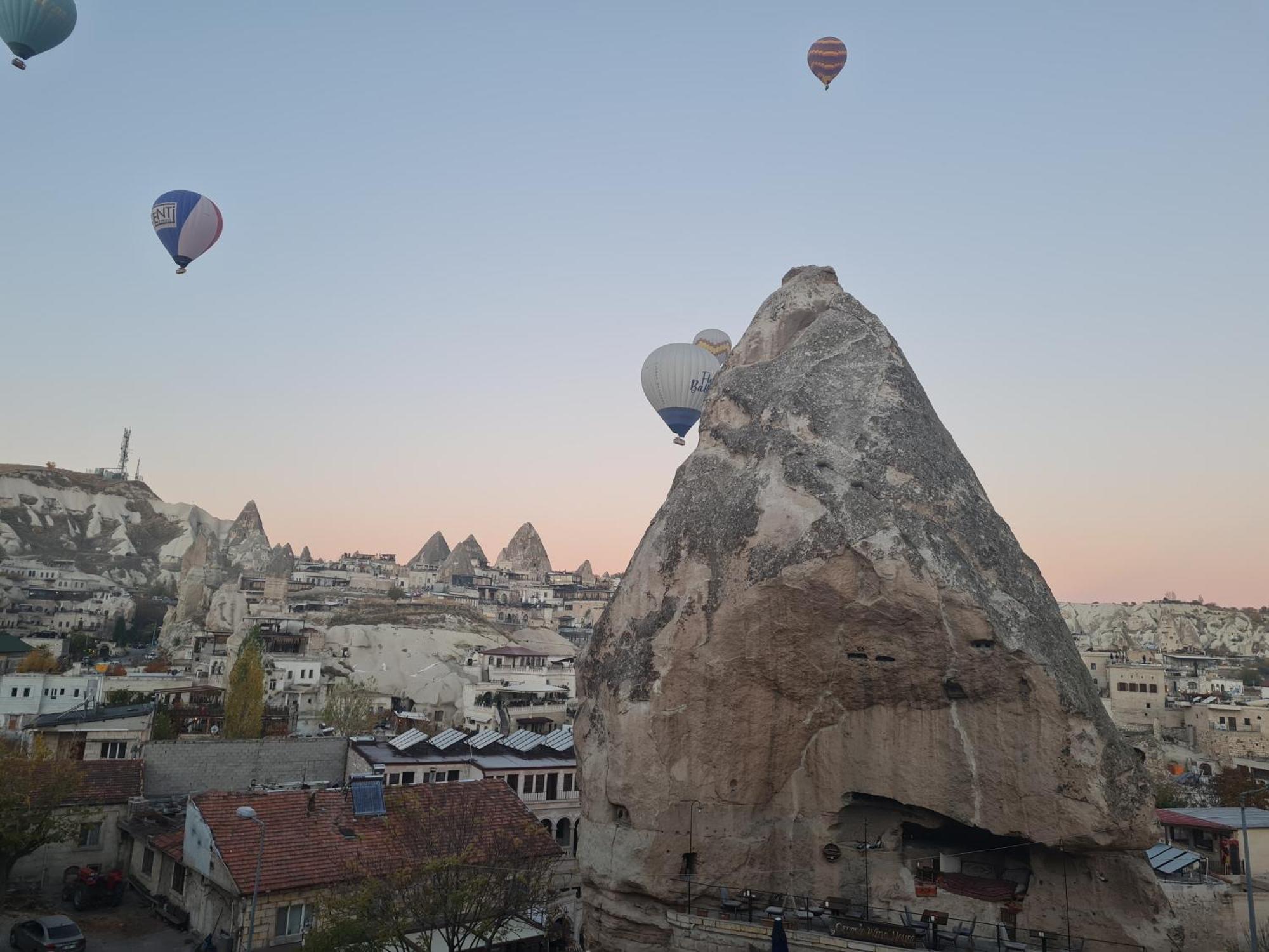 Tibet Stone House Hotell Nevşehir Exteriör bild